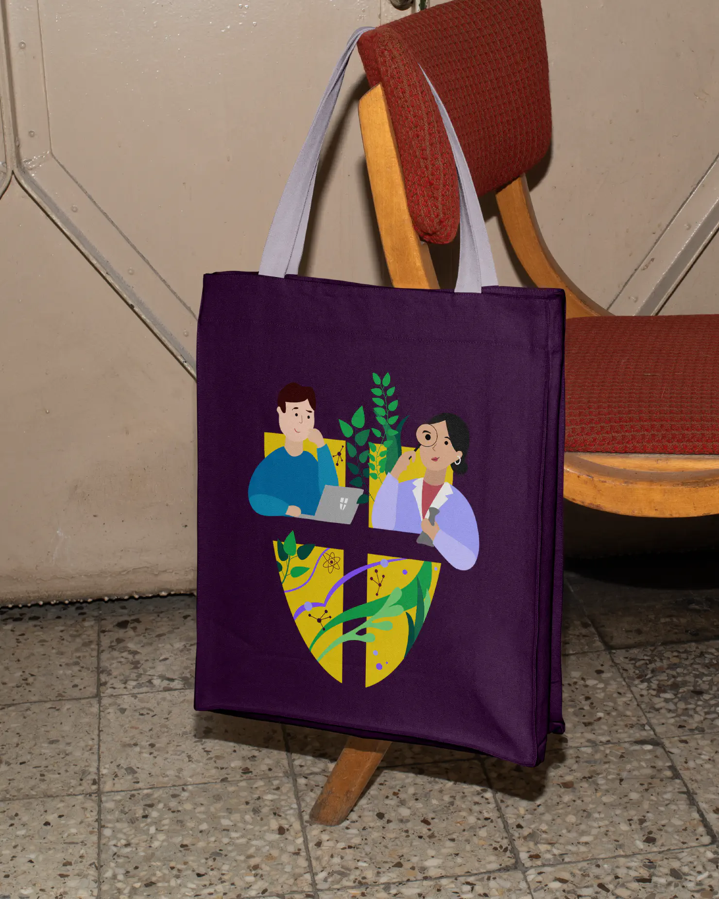 Photograph of a tote bag with a stylised logo of the City of Vienna